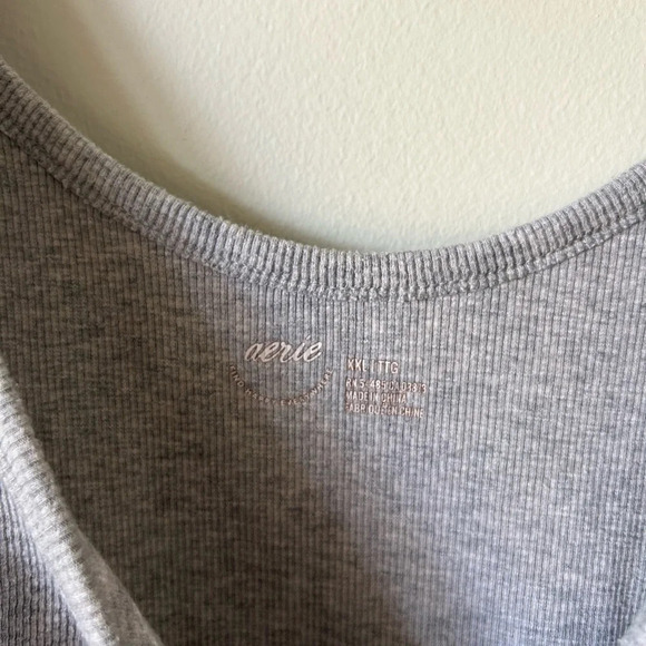 Aerie Ribbed Grey Tank  Top - Picture 3 of 3